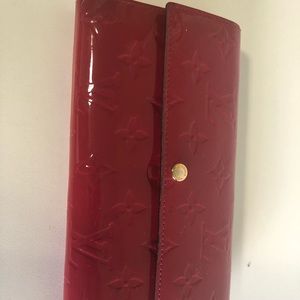 Vernis wallet